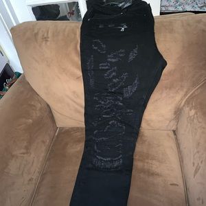 Men Embellish Strangler Jean